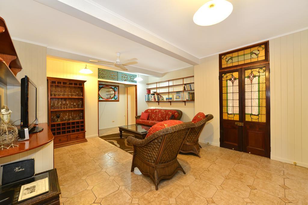 Lilybank Guest House Кэрнс Экстерьер фото