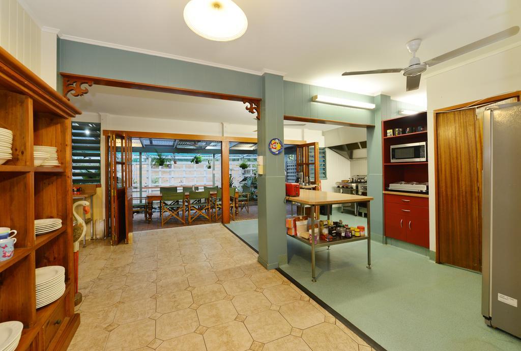Lilybank Guest House Кэрнс Экстерьер фото